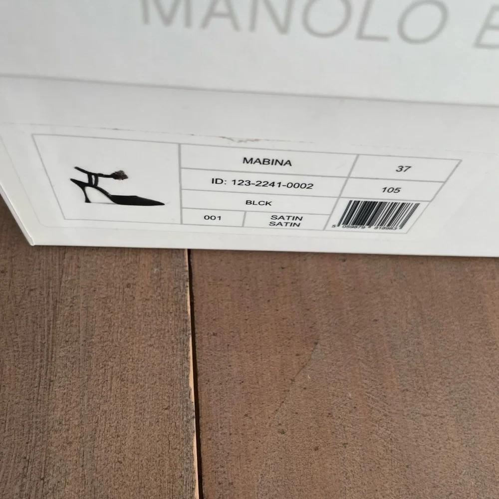 Manolo Blahnik Mabina 105 Satin Pump In Black Satin NWT